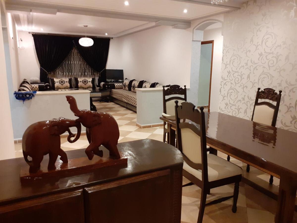 Residence La Corniche Etage 4 Nador Bagian luar foto