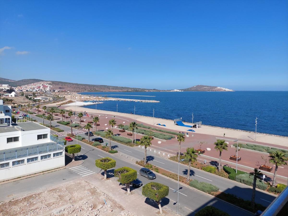 Residence La Corniche Etage 4 Nador Bagian luar foto