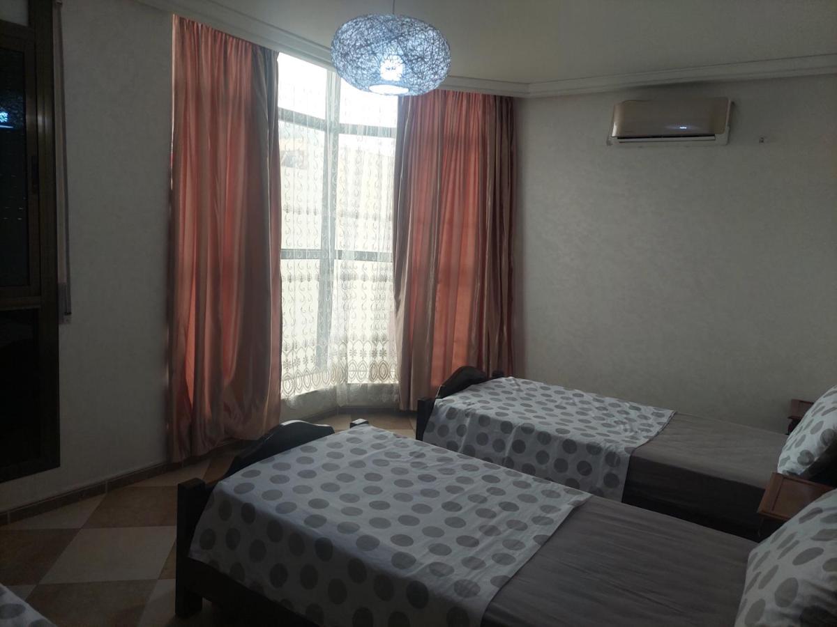 Residence La Corniche Etage 4 Nador Bagian luar foto